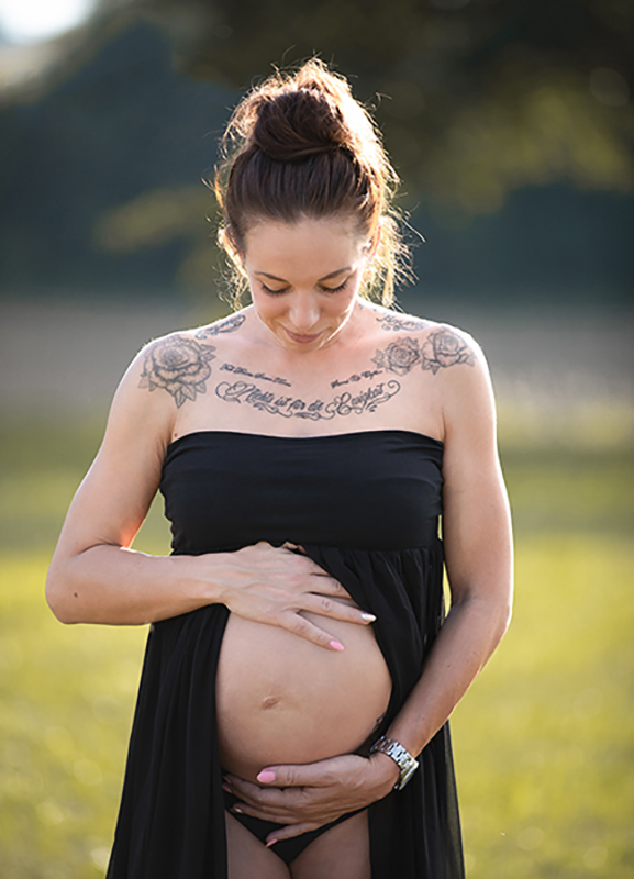 Fotograf-Babybauch-Fotoshooting-Bildwerk-Bayern-Bellyshooting Fotograf-Babybauch-Fotoshooting-Bildwerk-Bayern-Bellyshooting